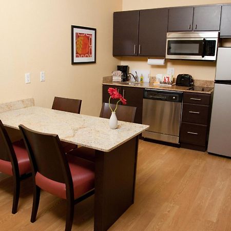 Towneplace Suites By Marriott Lake Jackson Clute Dış mekan fotoğraf