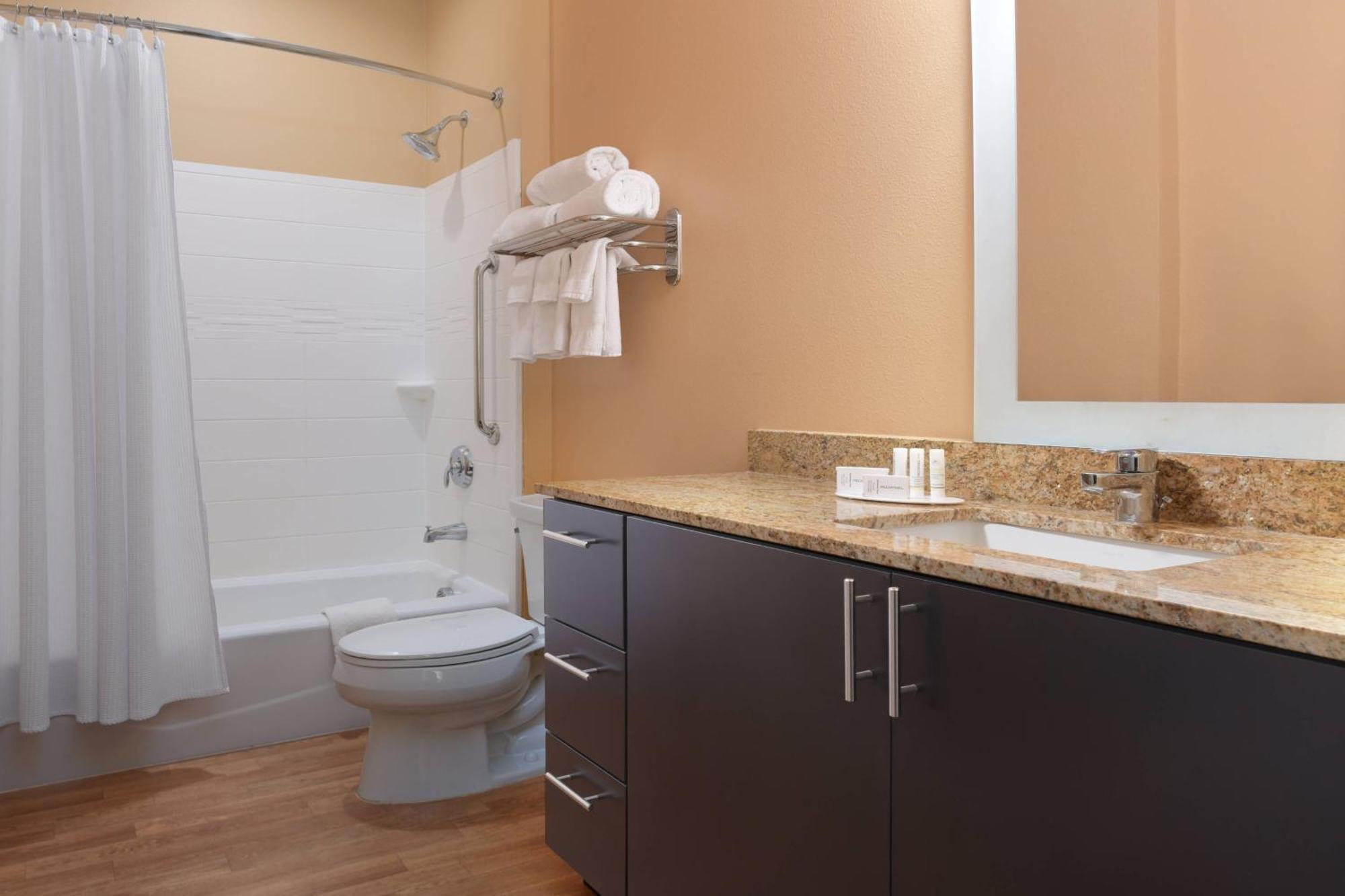 Towneplace Suites By Marriott Lake Jackson Clute Dış mekan fotoğraf