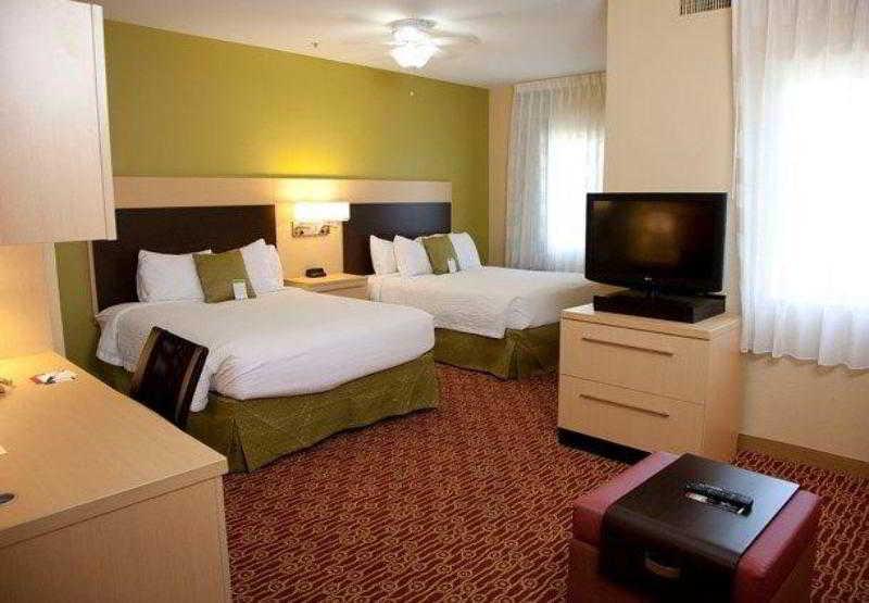 Towneplace Suites By Marriott Lake Jackson Clute Dış mekan fotoğraf