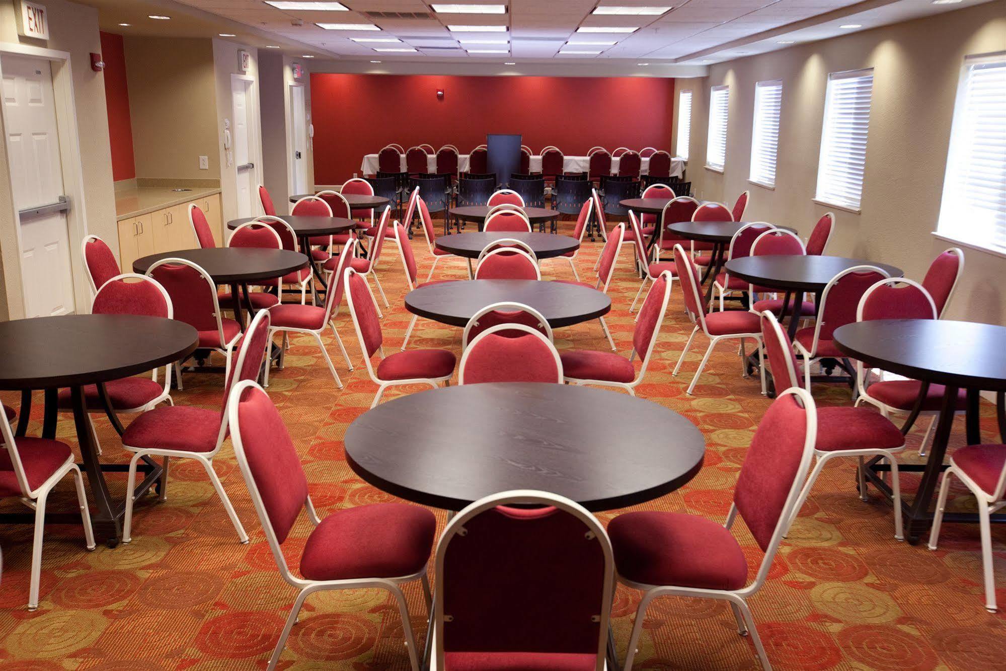 Towneplace Suites By Marriott Lake Jackson Clute Dış mekan fotoğraf