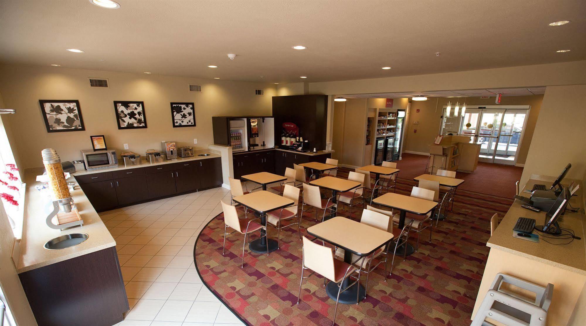 Towneplace Suites By Marriott Lake Jackson Clute Dış mekan fotoğraf